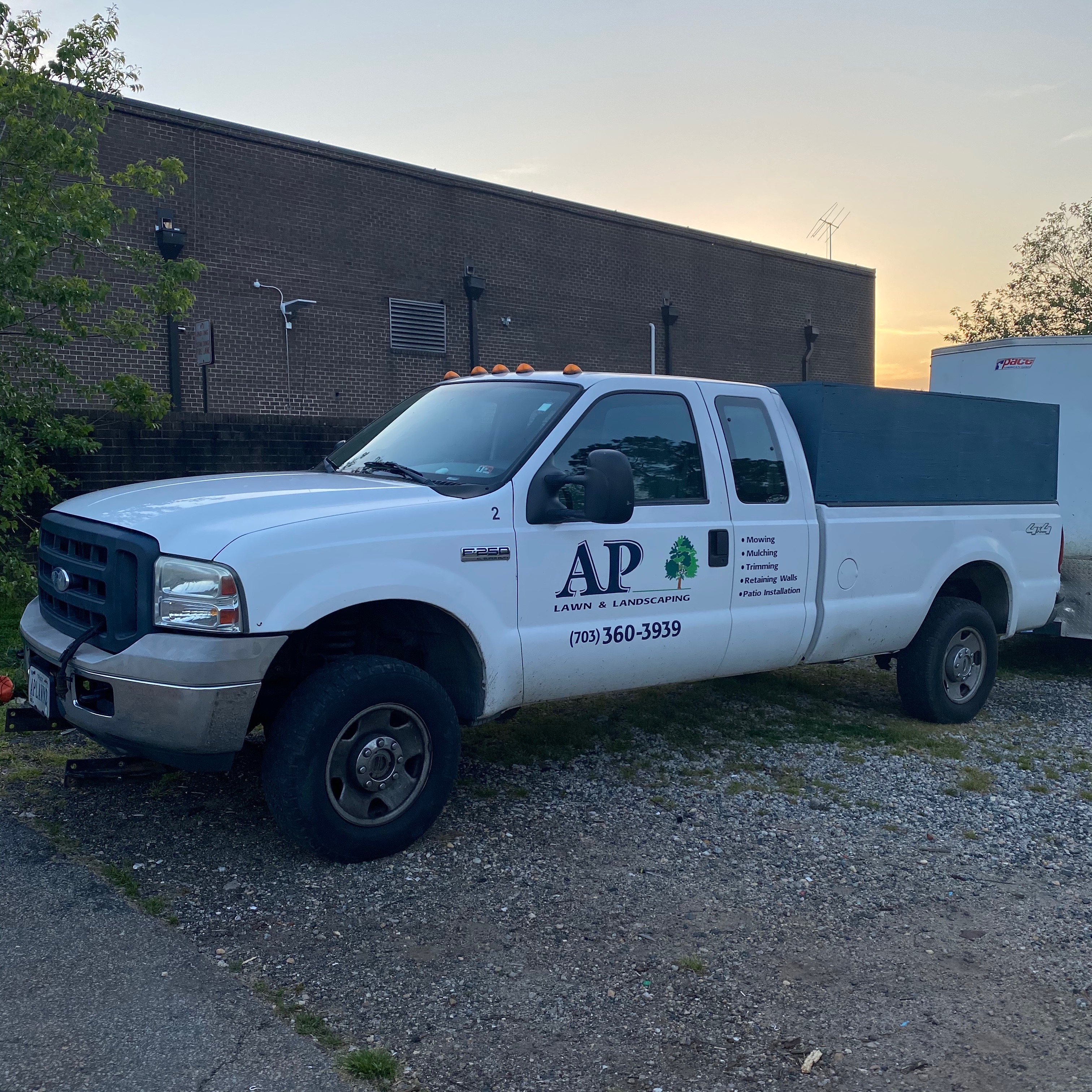 AP Lawn truck